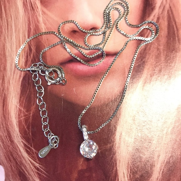 🌟 Sterling Silver 925 Diamond Necklace - Picture 5 of 6